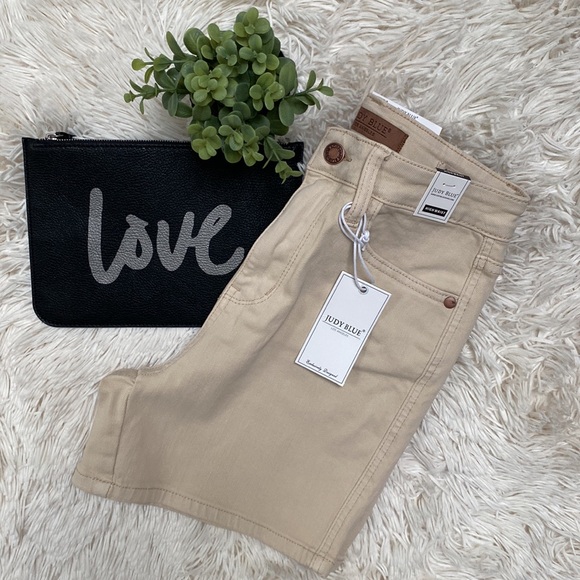 🎉HP🎉Judy Blue Garment Dyed High Waisted Shorts 💗 Bone - Picture 2 of 15